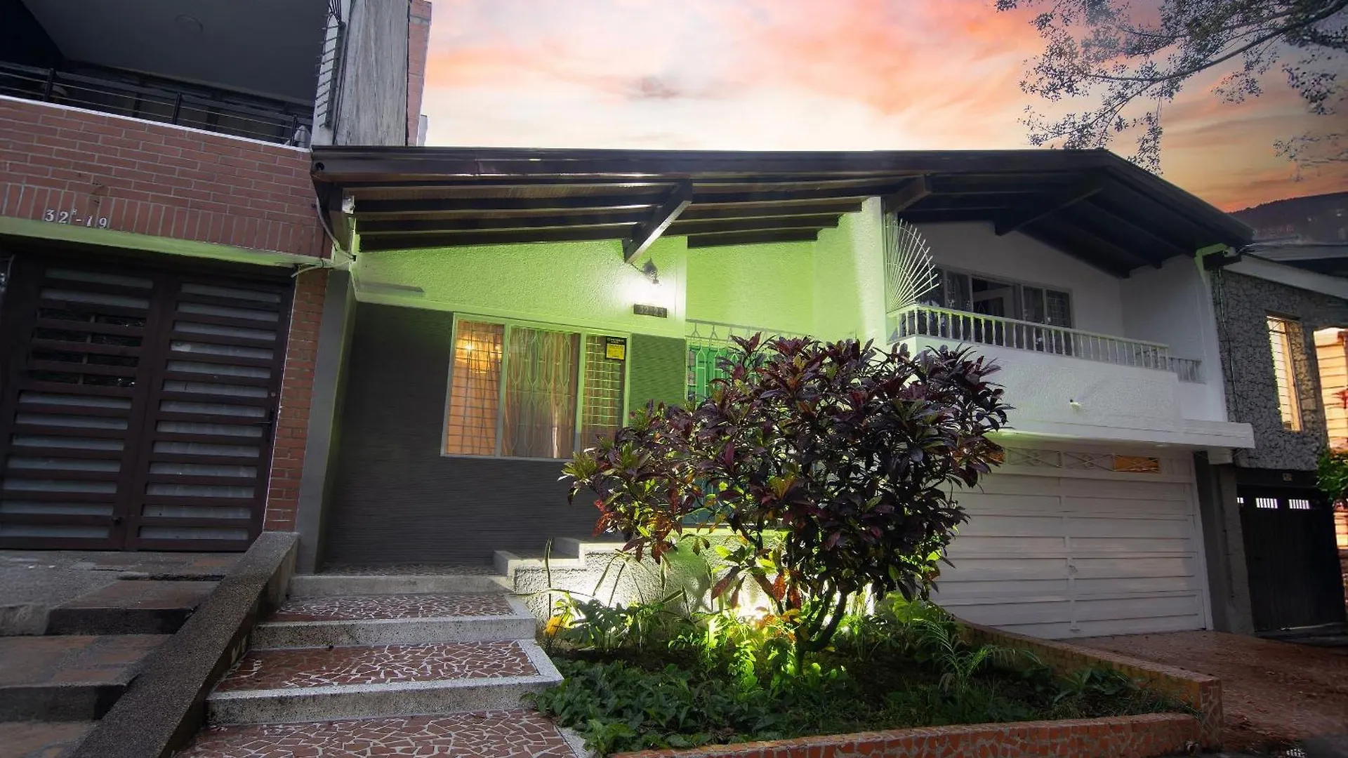 Holiday home Chill-Out | Jacuzzi Todo El Ano | Unicentro 5 Minu Medellin